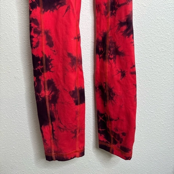 Lululemon Invigorate HR Tight 25" – Red/Black – Size 2 - Picture 9 of 12